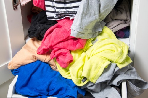 Organizing and prioritizing items for clearance